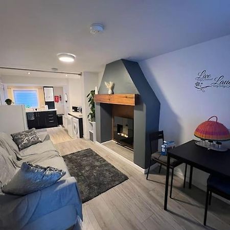 Haven - Beautiful 3 Bedroom House Ballynahinch Exteriör bild
